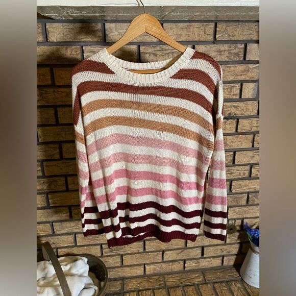 O & O Sweaters - Striped sweater